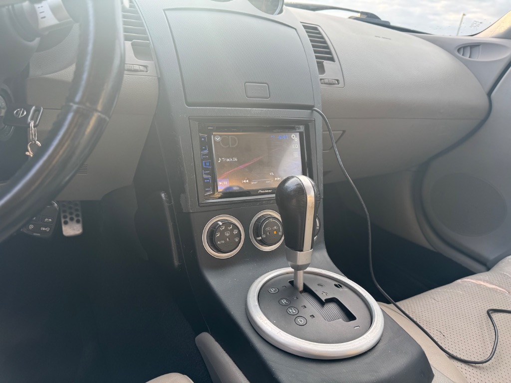 2004 Nissan 350Z Track - Photo 7