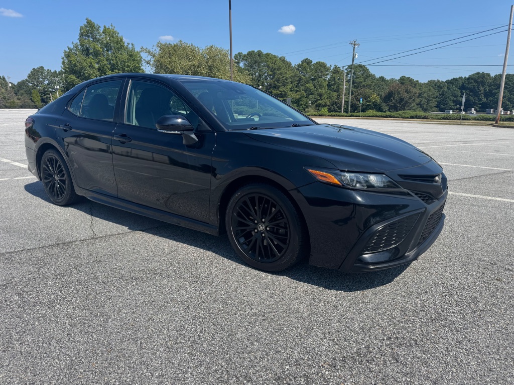 2022 Toyota Camry SE Nightshade - Photo 6